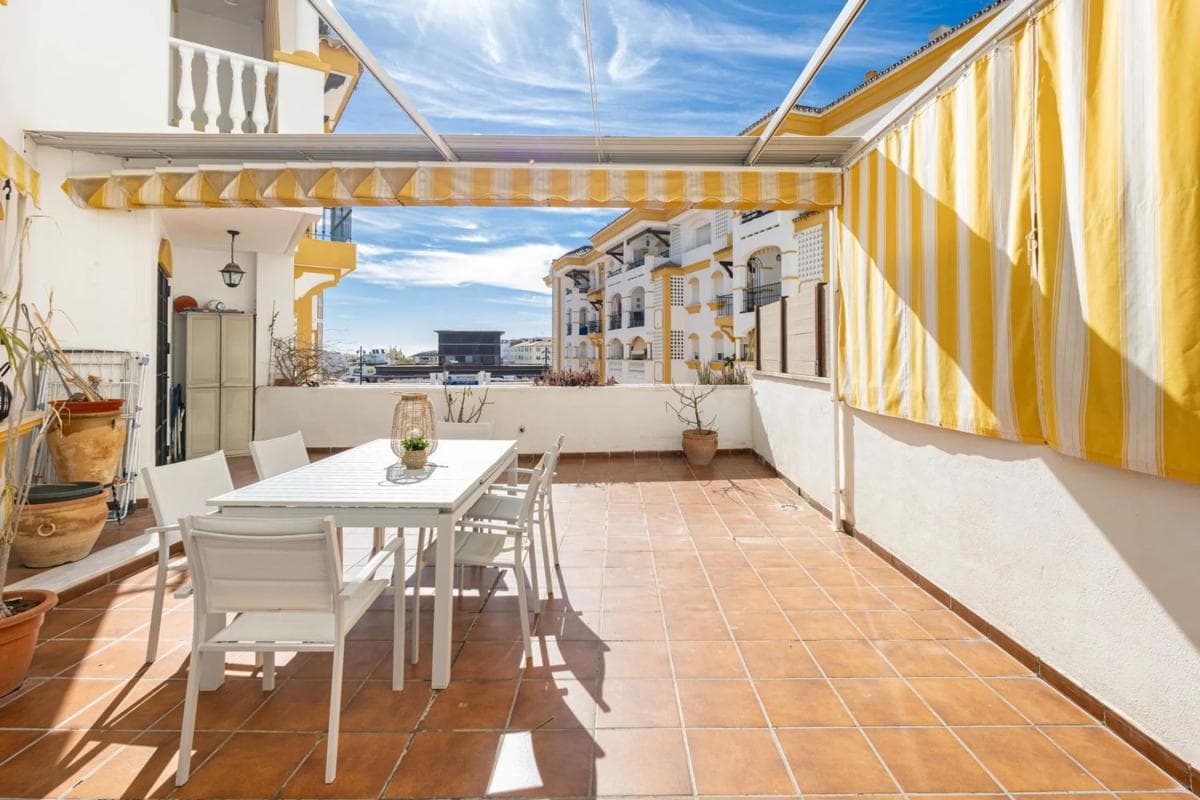 Venta de piso en Avenida Mercado, 1, Marbella
photo 2