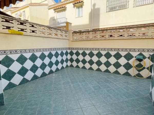Chalet adosado en venta en Calle Poeta muñoz rojas, 77 , Marbella thumbnail 1