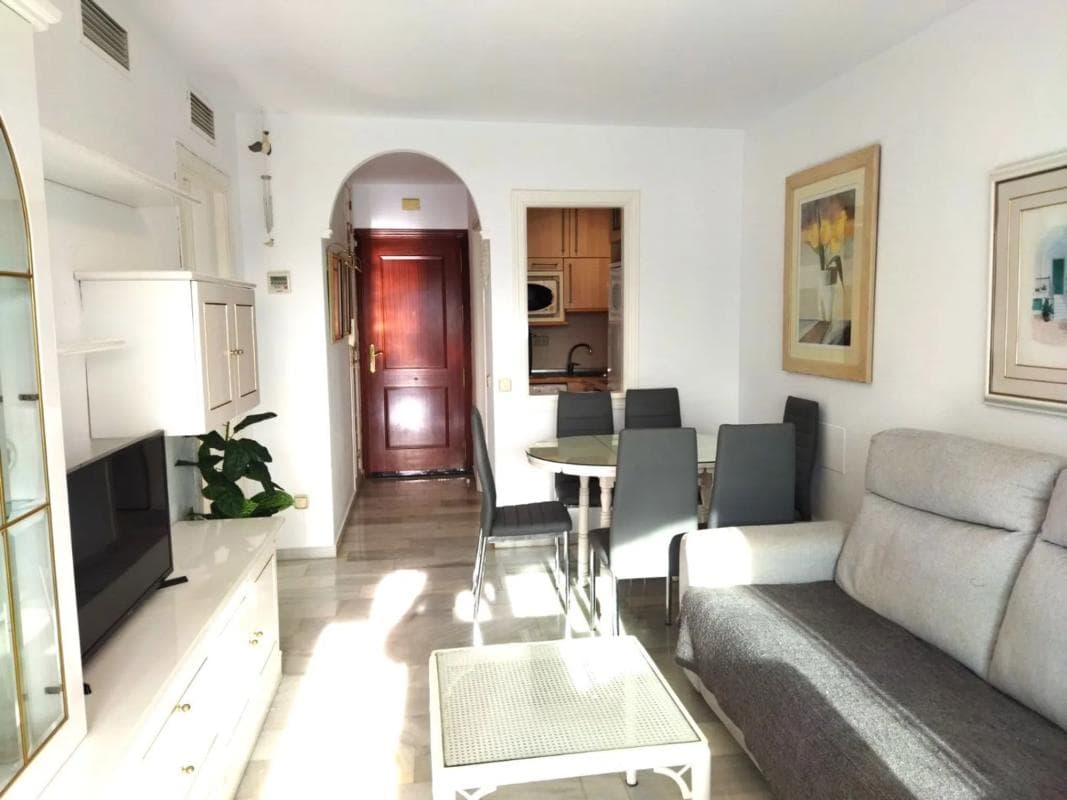 Sale of apartment in Calle Camilo José Cela, 12, Marbella
photo 4