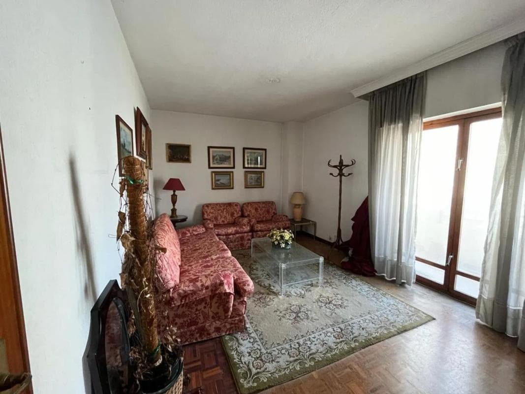 Продажа квартиры на Calle Nuestra Señora de Gracia, Марбелла
photo 3
