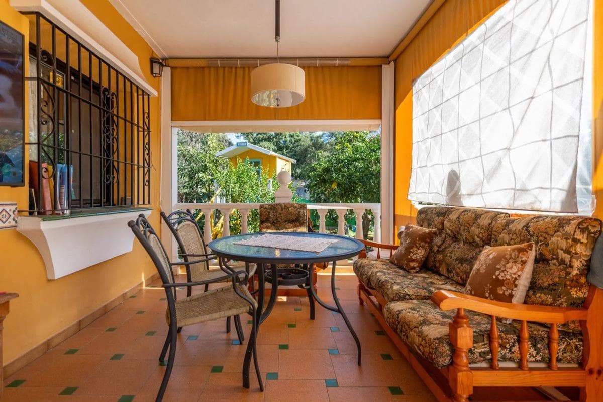Sale of independent chalet in Barrio Miraflores, Marbella
photo 5