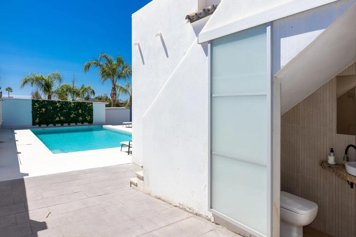 Venta de chalet independiente en Barrio Valdeolletas-Las Cancelas-Xarblanca, Marbella
photo 4