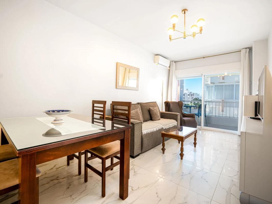 Продажа квартиры на Calle Azorín, Марбелла
photo 3