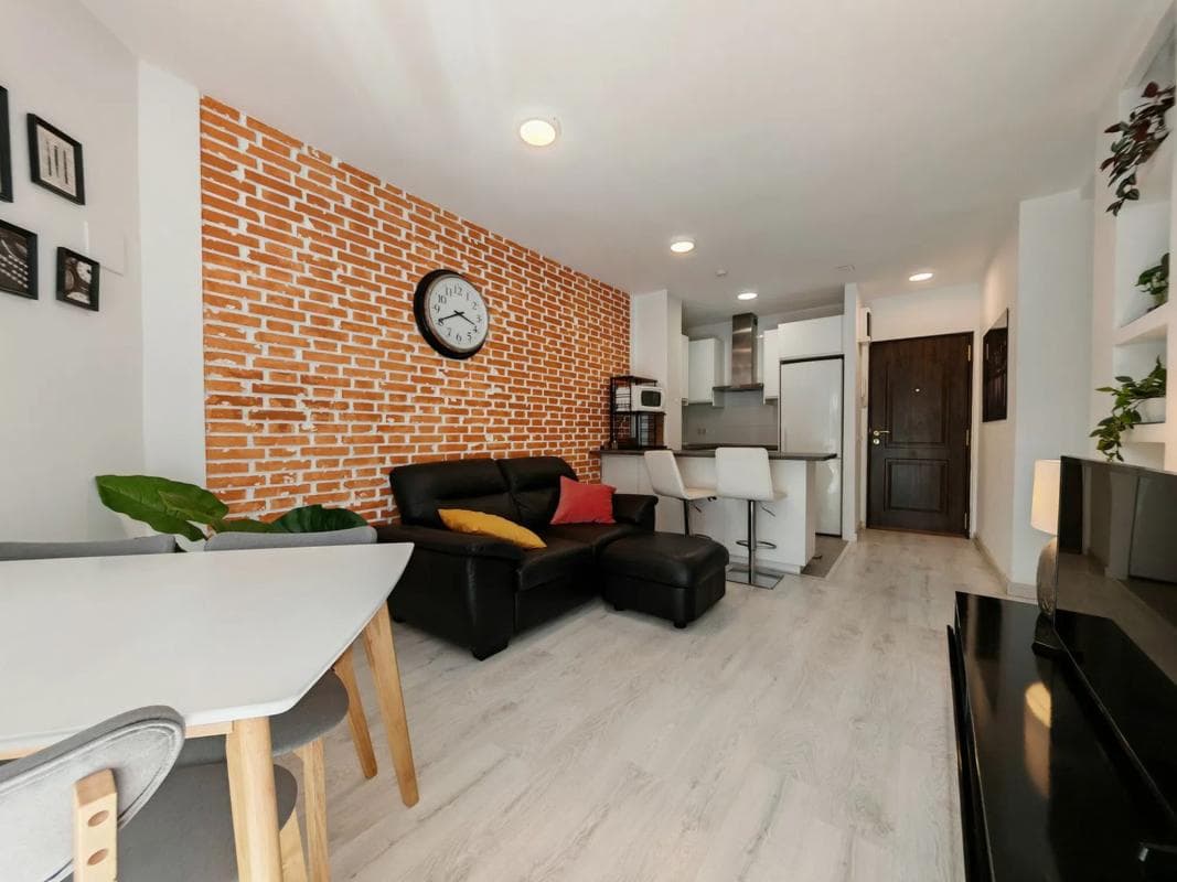 Продажа квартиры на Barrio Playa Bajadilla-Puertos, Марбелла
photo 2