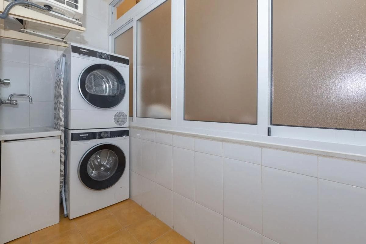 Продажа квартиры на Calle Juan de la Cierva, Марбелла
photo 5