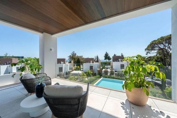 Chalet independiente en venta en Avenida Cánovas del Castillo, 18, Marbella
thumbnail 1