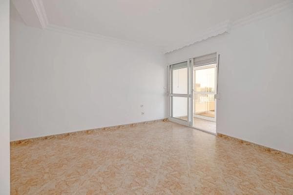 Ático en venta en Barrio Ricardo Soriano, Marbella thumbnail 2