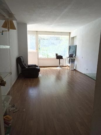 Piso en venta en Calle Jacinto Benavente, Marbella
photo 1