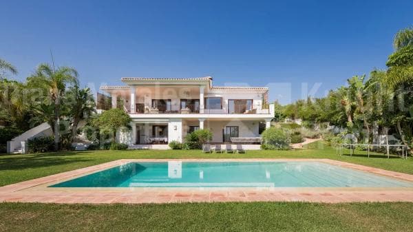 Chalet independiente en venta en Barrio La Merced, Marbella
photo 1