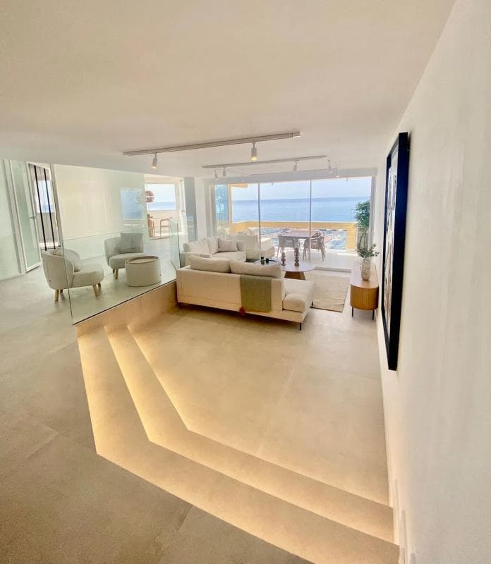 Venta de piso en Avenida Duque de Ahumada, Marbella
photo 2