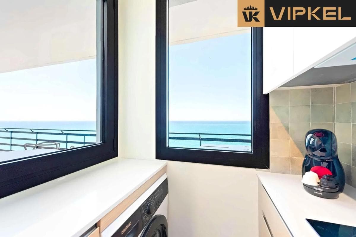 Venta de piso en Calle Mediterráneo, Marbella
photo 4