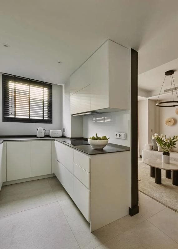 Sale of apartment in CL LUIS OLIVER, Marbella
photo 4