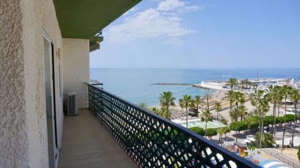 Piso en venta en Calle Mediterráneo, Marbella
thumbnail 2