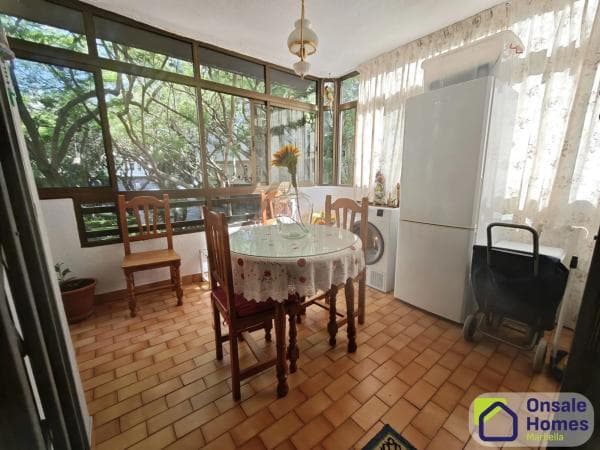 Piso en venta en Avenida Antonio Belón s/n, Marbella
thumbnail 1