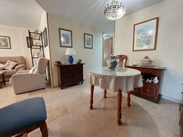 Piso en venta en Avenida Antonio Belón, Marbella
photo 1