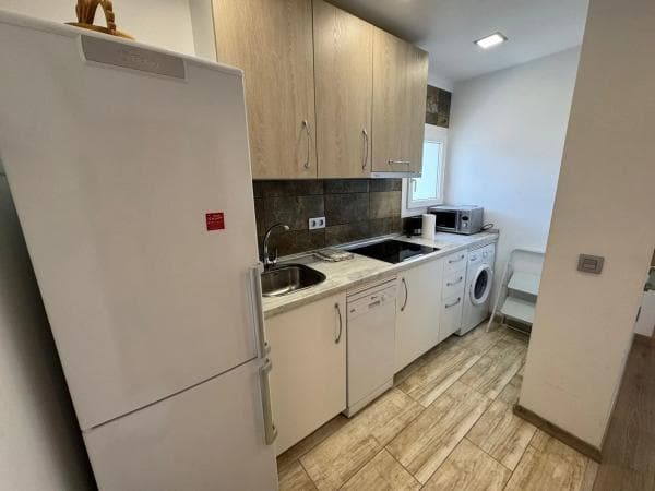 Piso en venta en Calle CAMILO JOSÉ CELA, 6, Marbella
photo 1