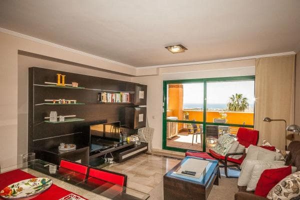 Piso en venta en Calle Buenaventura, Marbella
photo 1