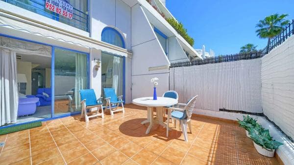 Piso en venta en Calle de Ramón Gómez de la Serna, 61, Marbella
thumbnail 1