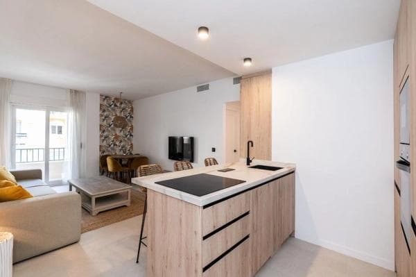 Piso en venta en Barrio Ricardo Soriano, Marbella
thumbnail 1