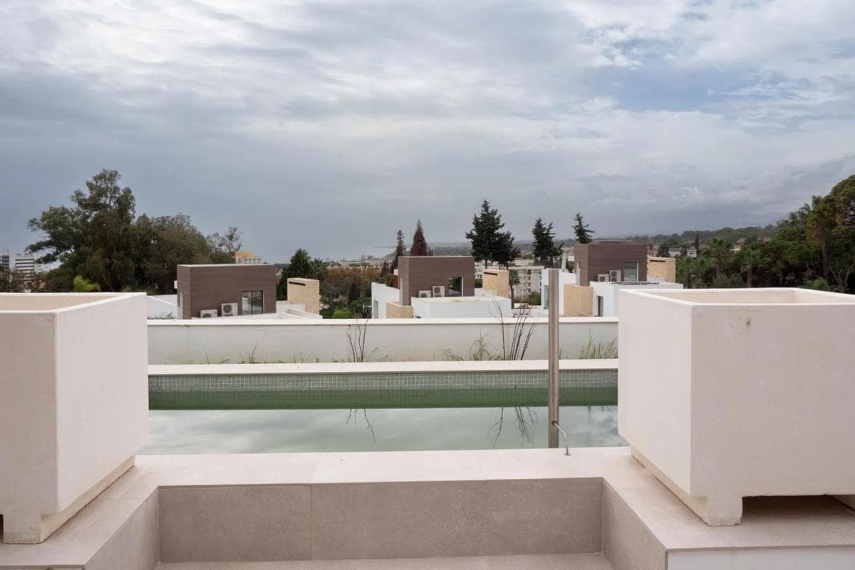 Sale of independent chalet in Plaza Vigil de Quiñones, 10, Marbella
photo 2