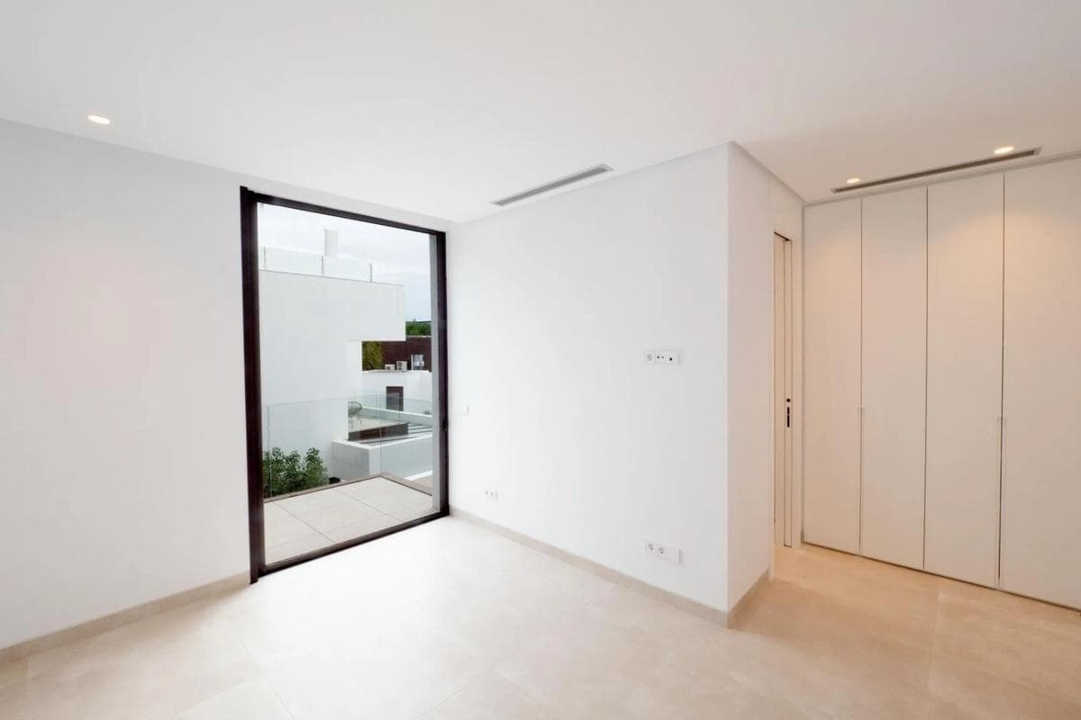 Sale of independent chalet in Plaza Vigil de Quiñones, 10, Marbella
photo 4