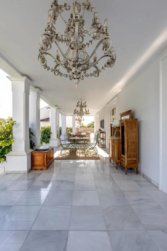 Sale of independent chalet in Barrio Huerta Belón-Calvario, Marbella
photo 2
