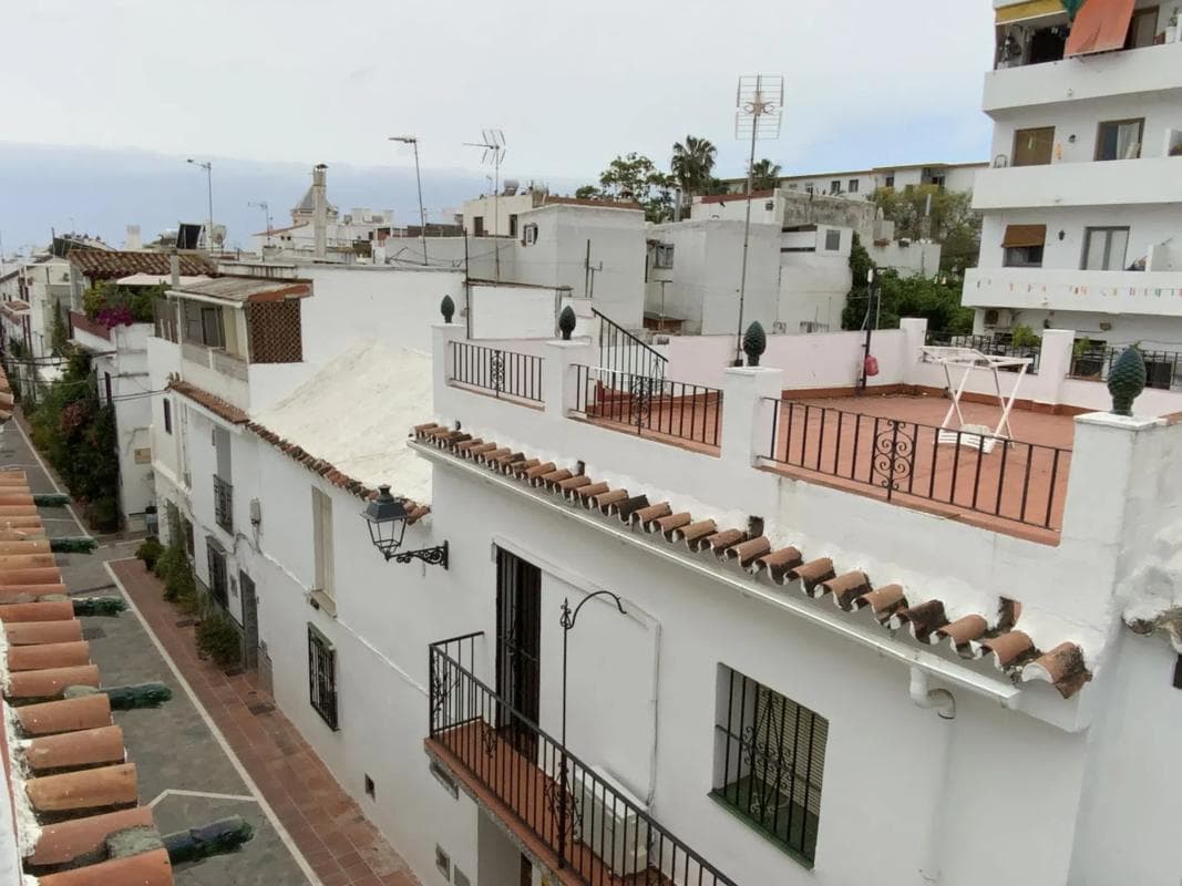 Sale of independent chalet in Barrio Casco Antiguo, Marbella
photo 4