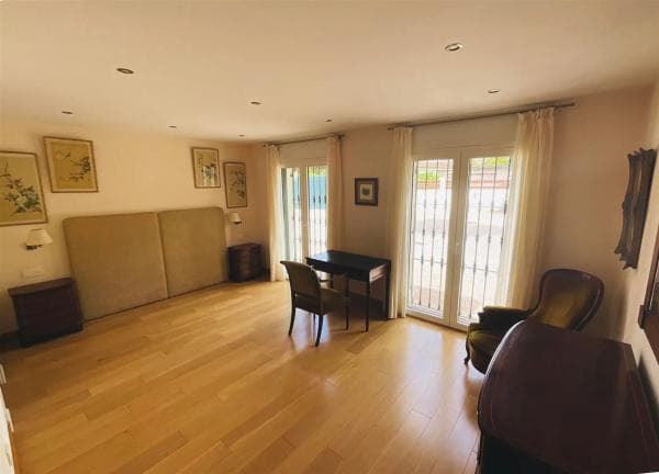 Independent chalet for sale in Calle Carmen Montiel, 10, Marbella
photo 1
