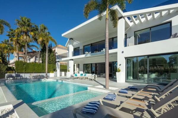 Independent chalet for sale in Barrio Casco Antiguo, Marbella
thumbnail 1
