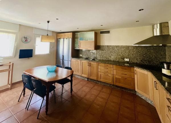 Independent chalet for sale in Calle Carmen Montiel, 4 -12, Marbella
thumbnail 2