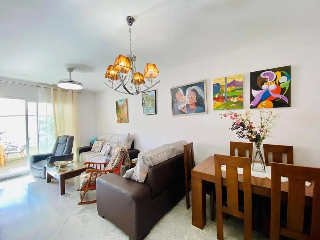 Venta de piso en Barrio Ricardo Soriano, Marbella
photo 2