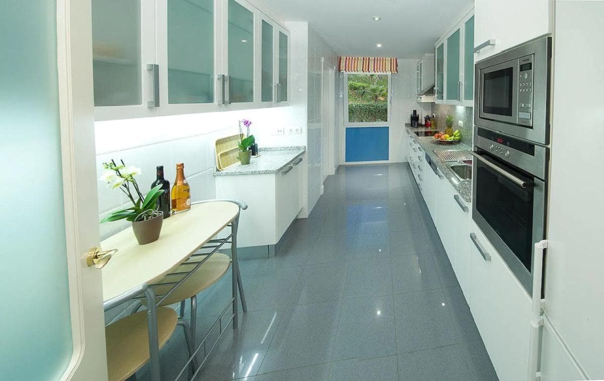 Sale of apartment in Barrio Valdeolletas-Las Cancelas-Xarblanca, Marbella
photo 5