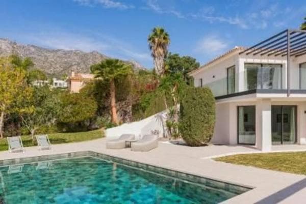 Independent chalet for sale in Barrio Casco Antiguo, Marbella
photo 1