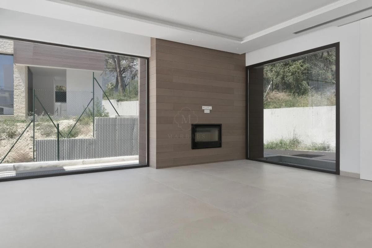 Sale of independent chalet in Barrio Casco Antiguo, Marbella
photo 2