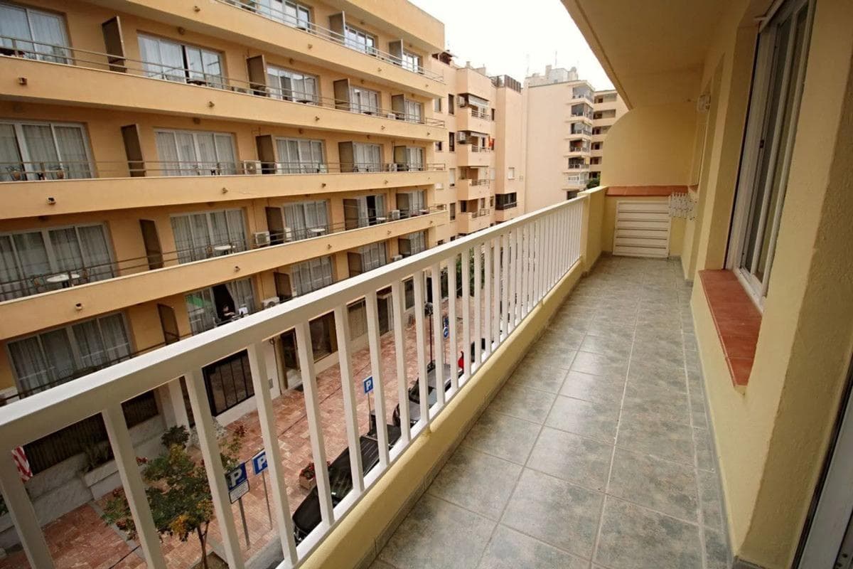 Venta de piso en Calle Virgen del Pilar, Marbella
photo 3