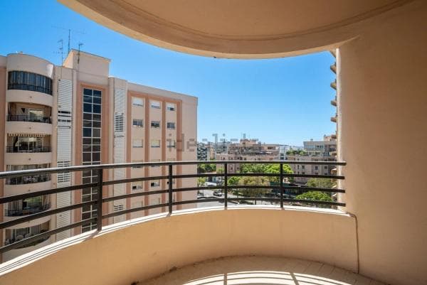 Piso en venta en Avenida Ricardo Soriano, Marbella
thumbnail 2