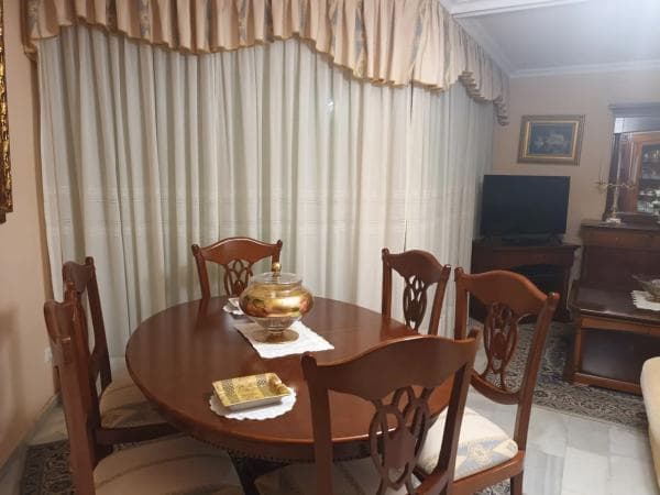 Piso en venta en Calle Camilo José Cela, 12, Marbella
photo 1