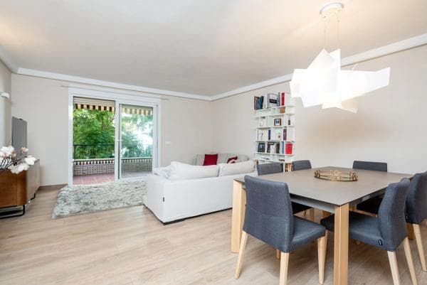 Piso en venta en Barrio Playa Bajadilla-Puertos, Marbella
photo 1