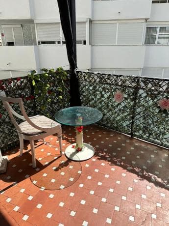 Piso en venta en Avenida Duque de Ahumada, Marbella
photo 1