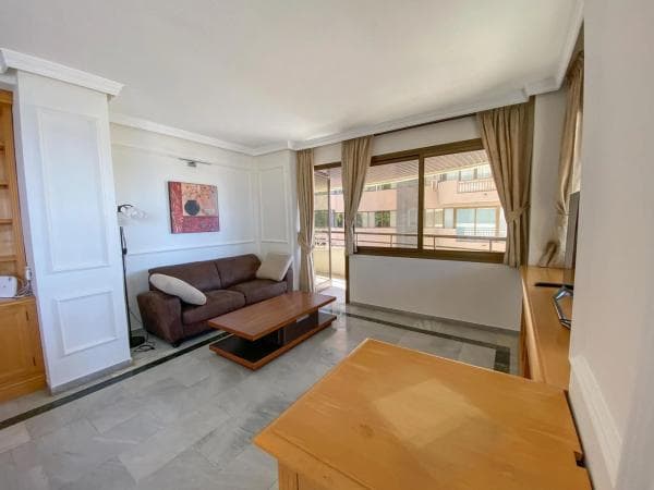 Piso en venta en Avenida de España, Marbella
thumbnail 2