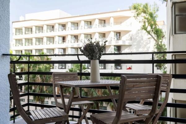 Piso en venta en Calle Mediterráneo, 1, Marbella
thumbnail 1