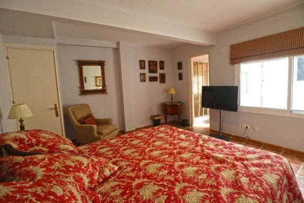 Piso en venta en Calle de la Estacion, 1, Marbella
thumbnail 1