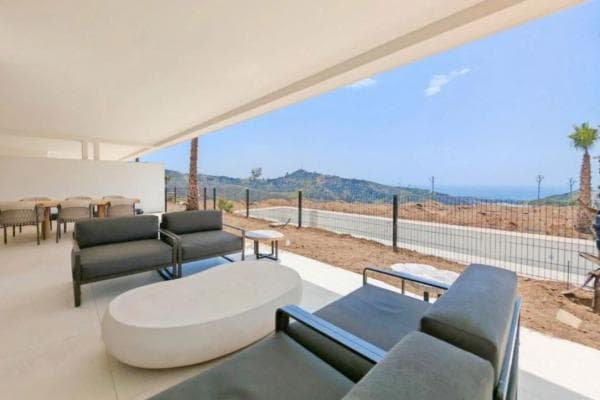 Piso en venta en Barrio Huerta del Prado-La Montua, Marbella
thumbnail 2