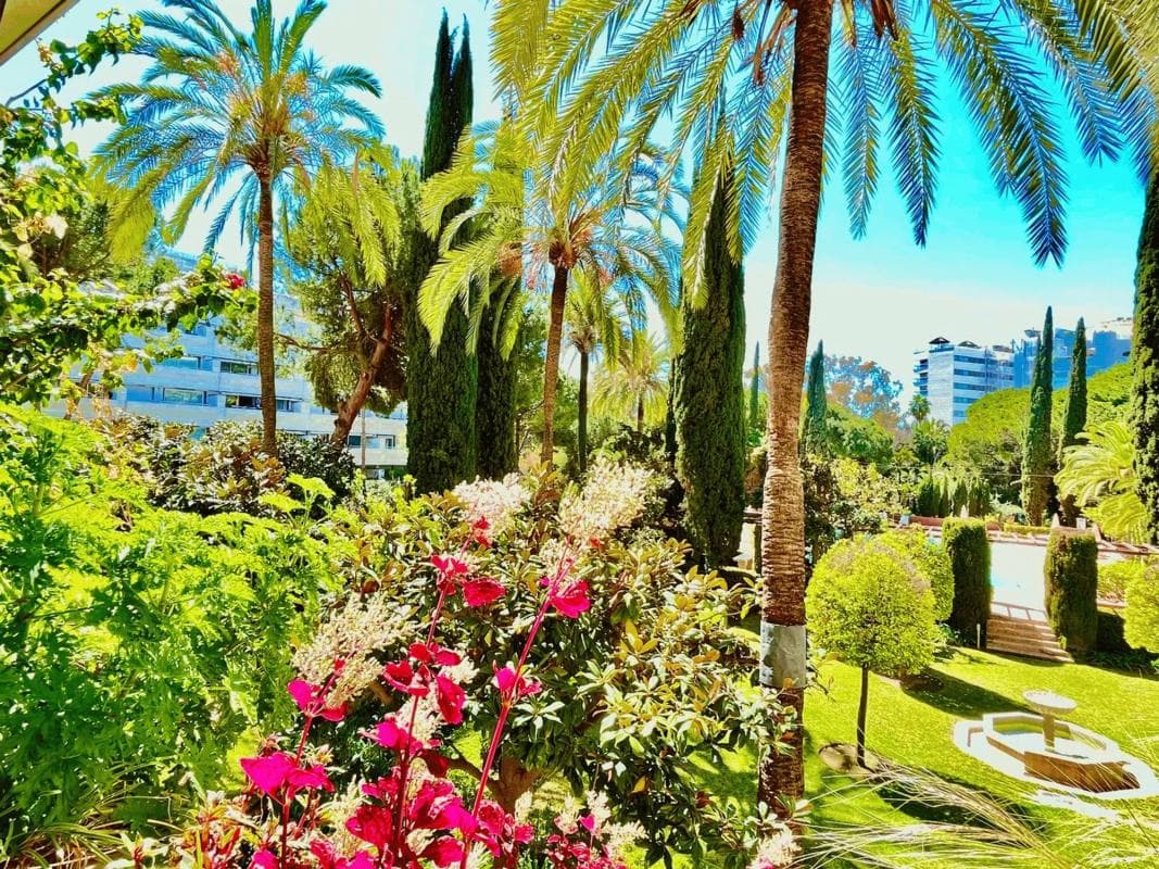 Venta de piso en Barrio Playa de la Fontanilla, Marbella
photo 5
