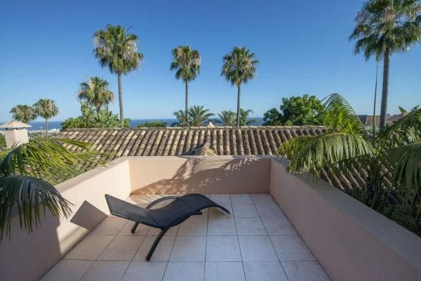 Independent chalet for sale in Barrio Sierra Blanca, Marbella
thumbnail 1