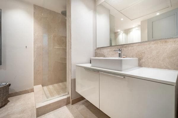 Ático en venta en Barrio Puente Romano, Marbella photo 1