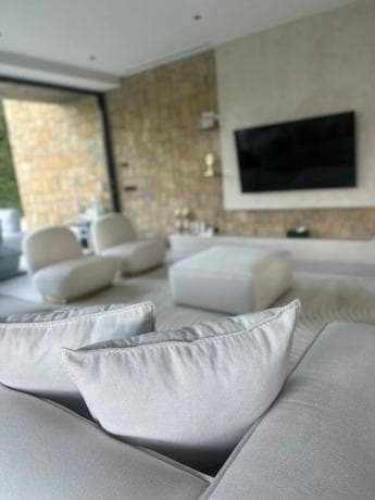 Independent chalet for sale in Barrio Sierra Blanca, Marbella
photo 1