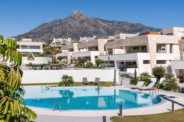 Piso en venta en Barrio Puente Romano, Marbella
photo 1
