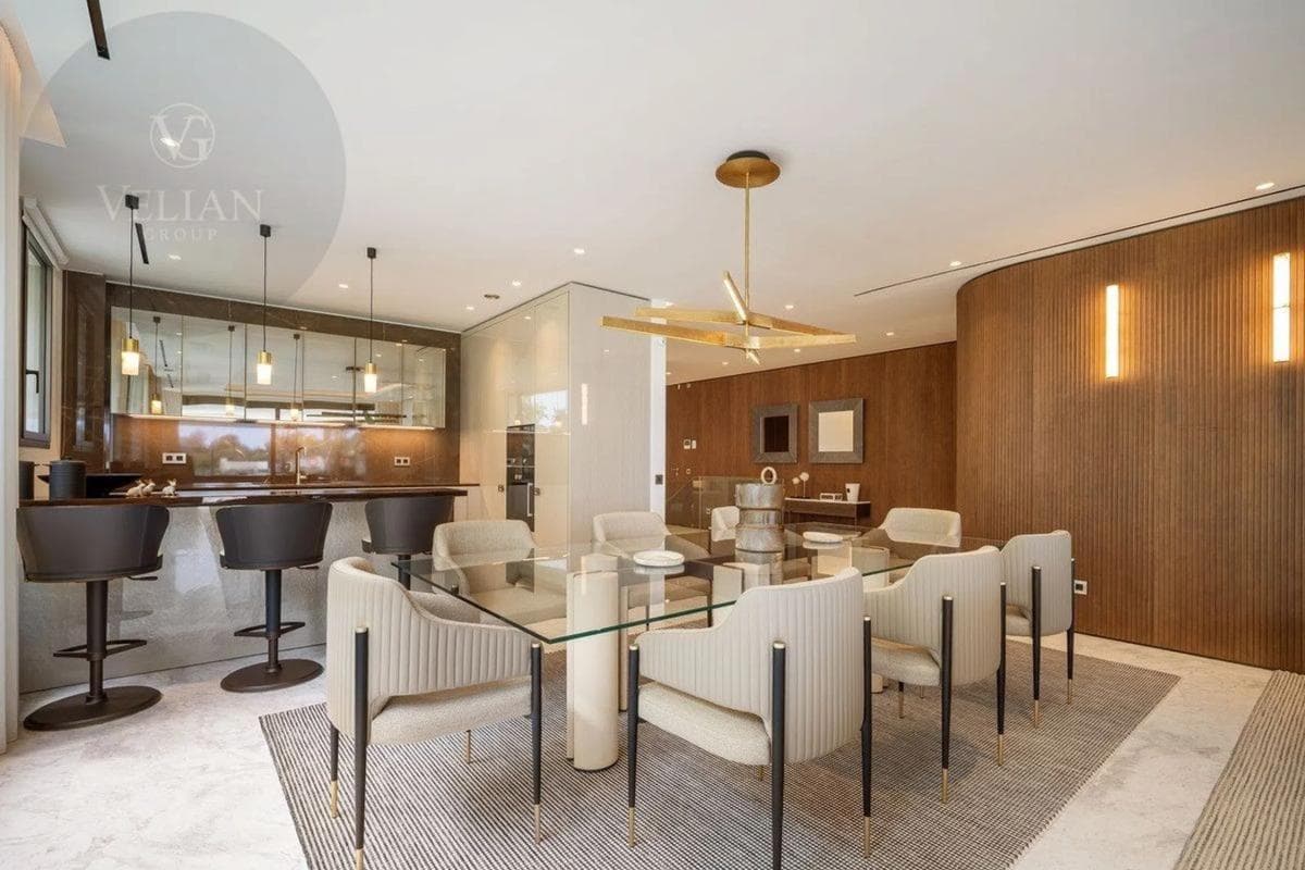Sale of apartment in Golden Mile, Marbella
photo 4