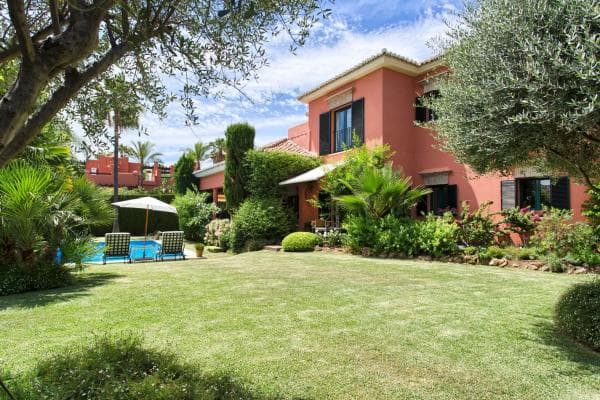Independent chalet for sale in Arrabal Rocio Sur, 2 C, Marbella
thumbnail 1